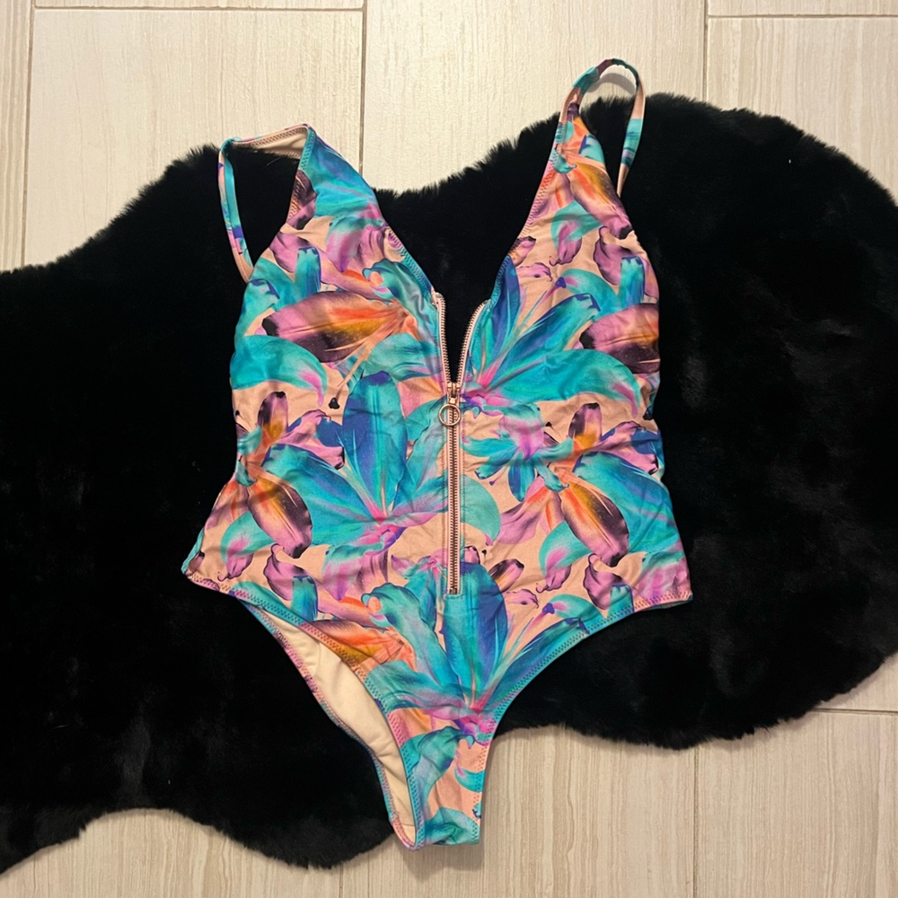 Vibrant Tropical Print Swimsuit